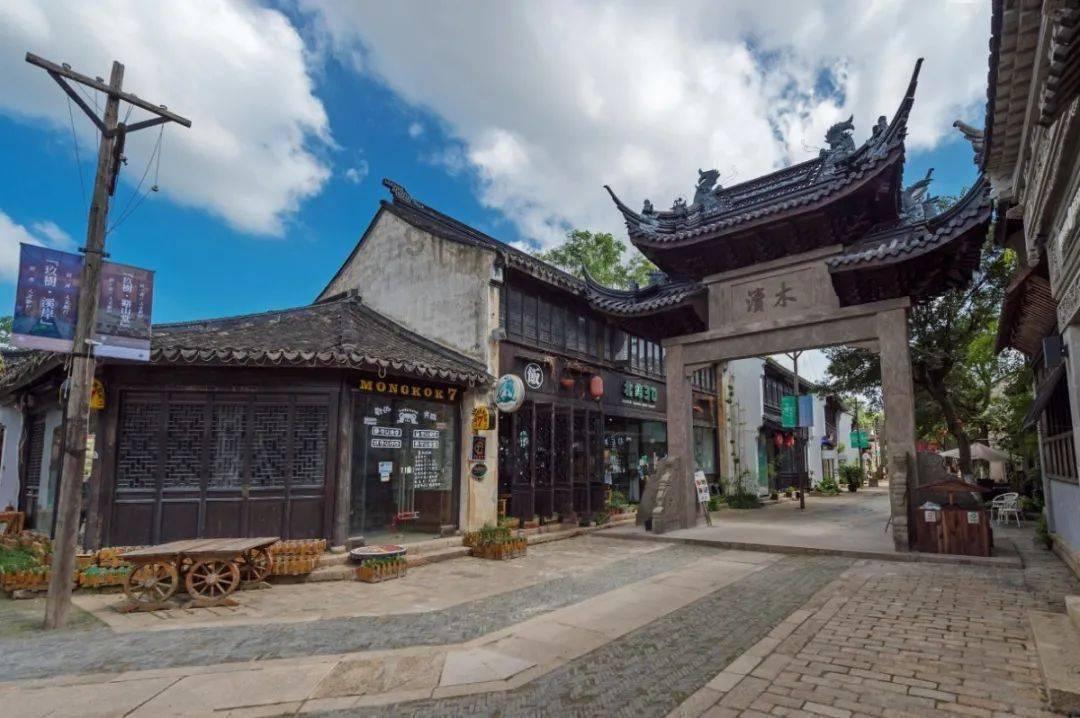 探索神秘房间